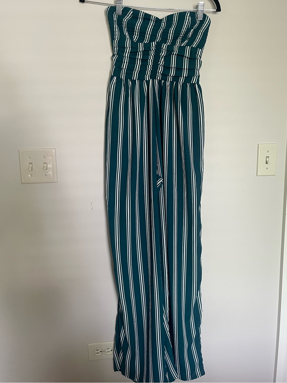 Band of Gypsies Striped Strapless Wide-Leg Jumpsuit in Teal size XS